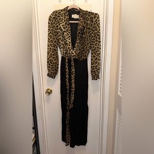 Stunning vintage animal print jumpsuit with shoulder pads size Small